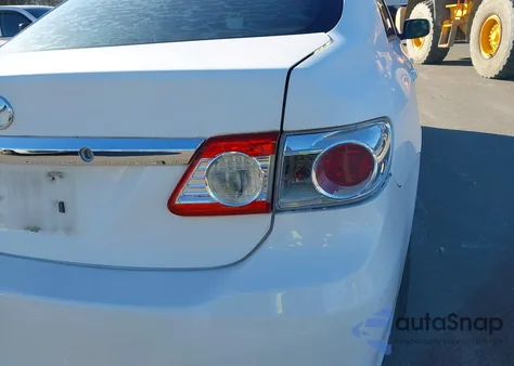 2013 Toyota Corolla L из США, поврежденный, VIN 2T1BU4EE0DC009009